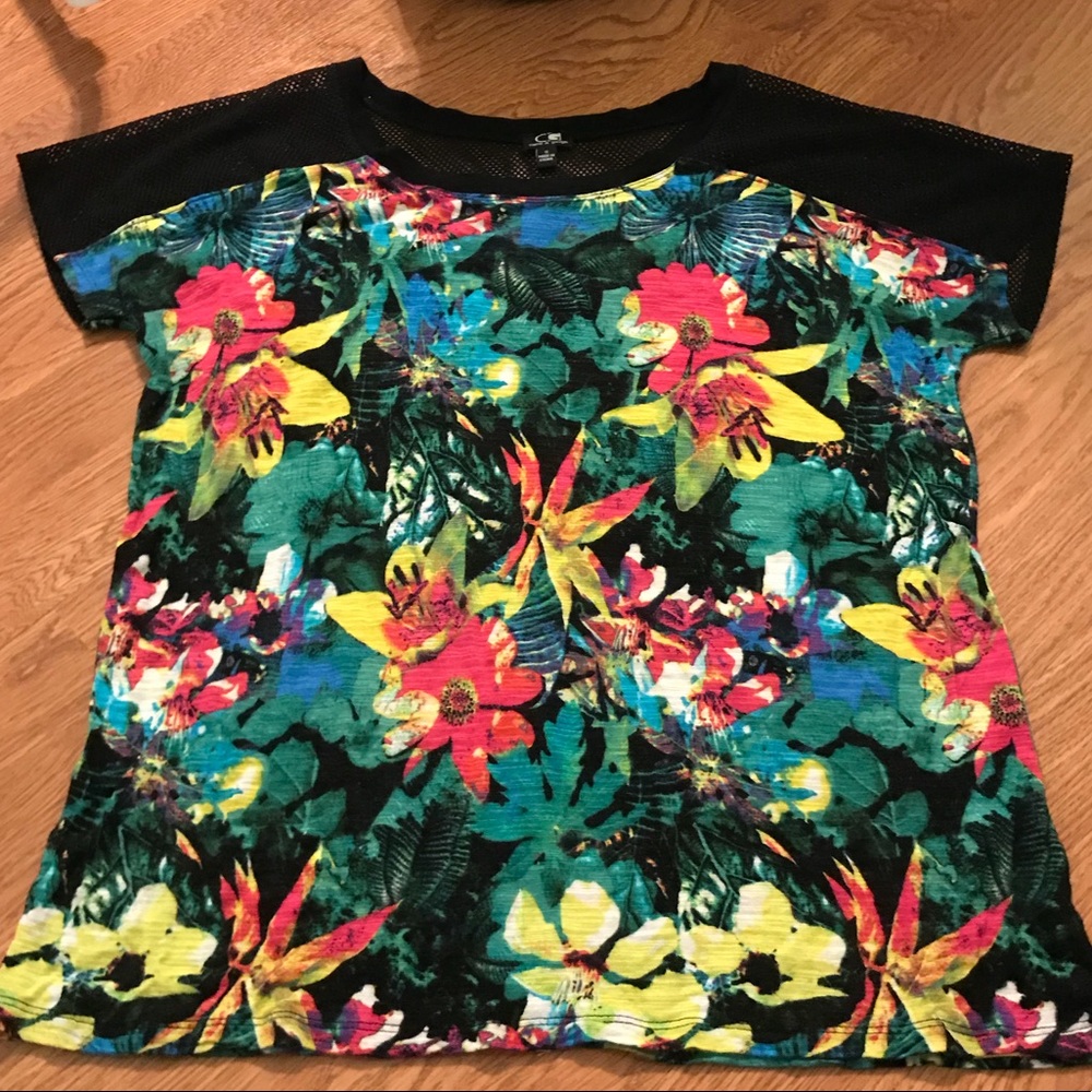 Cable & gauge size small ladies Hawaiian shirt